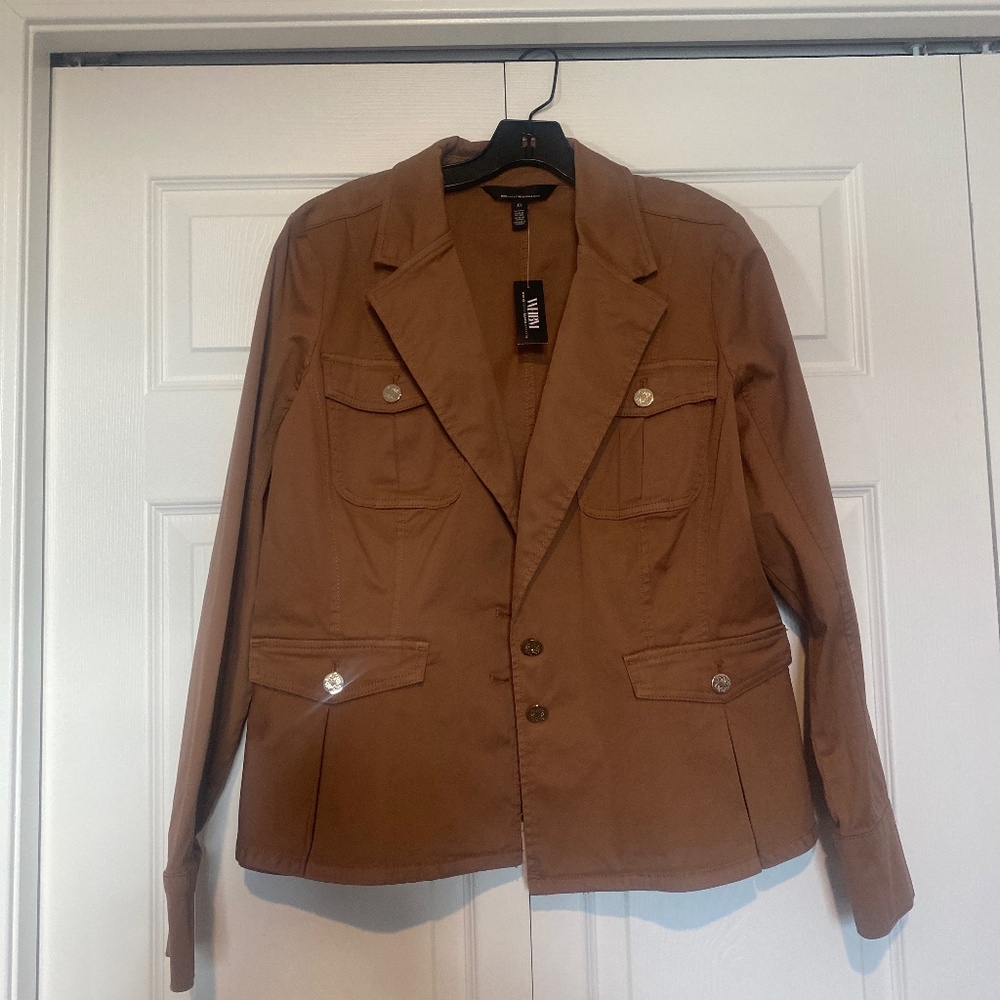 NWT WHITE HOUSE BLACK MARKET PRALINE COLOR BLASER XL